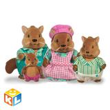 Набор фигурок Li'l Woodzeez Семейка Белок 6008Q в наборе с книжкой