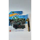 Машинка коллекционная Hot Wheels CLASSIC TV SERIES BATMOBILE