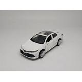 Машинка металлическая MSZ серия 1:43 Toyota Camry, цвет белый, инерционный механизм, двери открываются