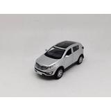 Машинка металлическая MSZ серия 1:43 Kia Sportage R, цвет серебряный, инерционный механизм, двери открываются