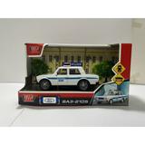 Машина пластик LADA 2105 13,5 см, инерц,двери,ПОЛИЦИЯ белый,кор. Технопарк